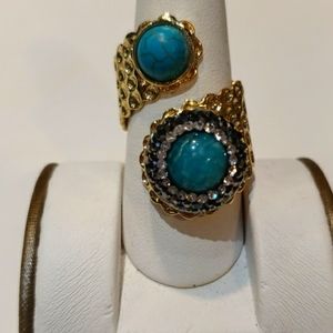 Gold Ring w Hematite & White Stones & Howlite